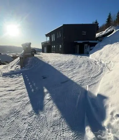 度假居 Hus I Med Panoramautsikt Naer Granasen Skistadion Vm2025 特隆赫姆